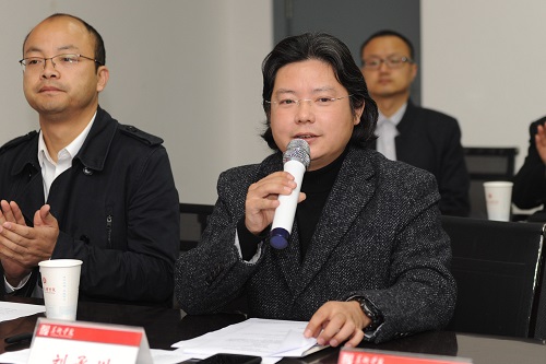 1510308141128871.jpg 谈球吧经理刘承川教授.jpg